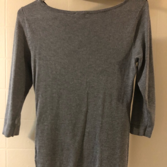 Half sleeve gray lace express sweater - Picture 2 of 3